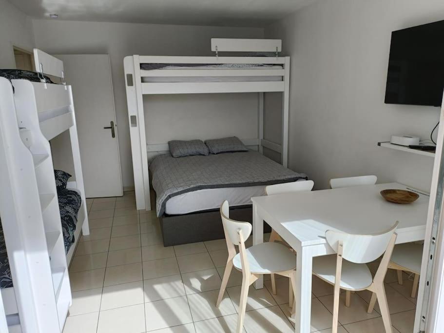Disney Horizon Parc Studio 5 Personnes Pk Prive Gratuit Balcon Lit Bebe モンテヴラン エクステリア 写真