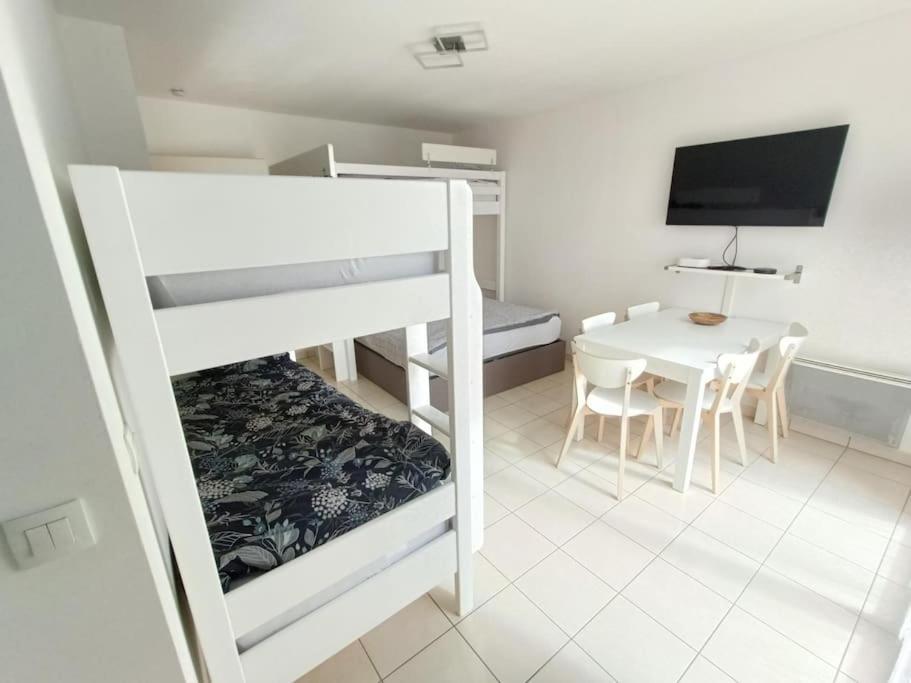 Disney Horizon Parc Studio 5 Personnes Pk Prive Gratuit Balcon Lit Bebe モンテヴラン エクステリア 写真